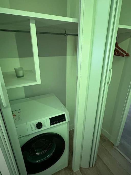 Premium House En Hypercentre - Parking Inclus Et A 7 Mins Rer A Apartment *