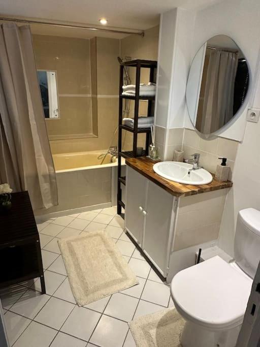 Premium House En Hypercentre - Parking Inclus Et A 7 Mins Rer A Apartment